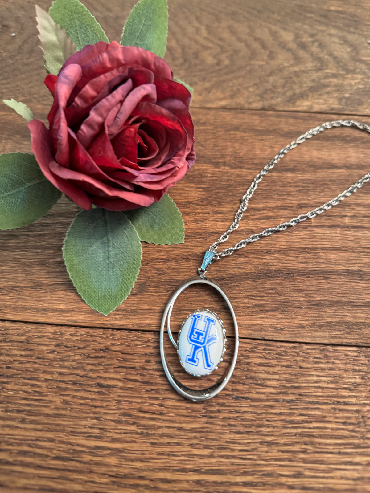 Vintage UK Kentucky Wildcats Silver-Tone Pendant Necklace | Handmade 1970s–1980s