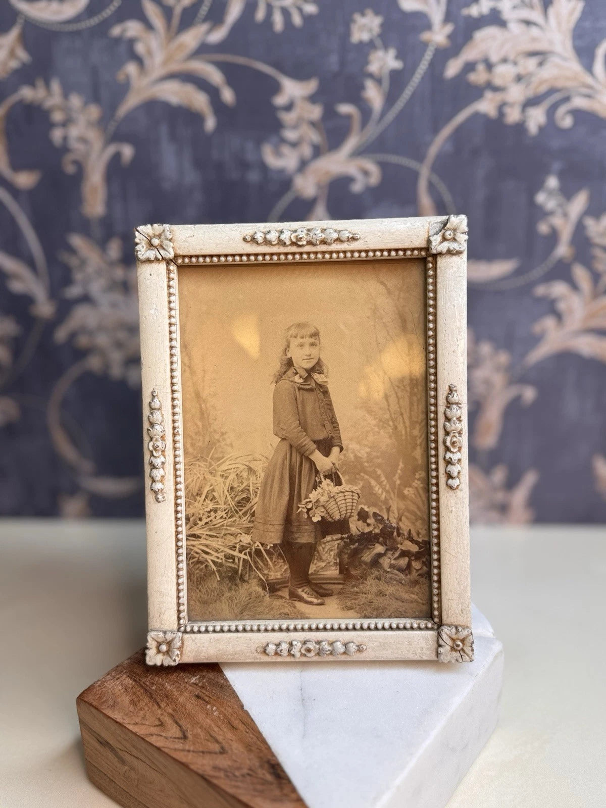 Antique 1890s Ornate White Hanging & Easel Photo Frames with Cabinet Cards (Set of 2)