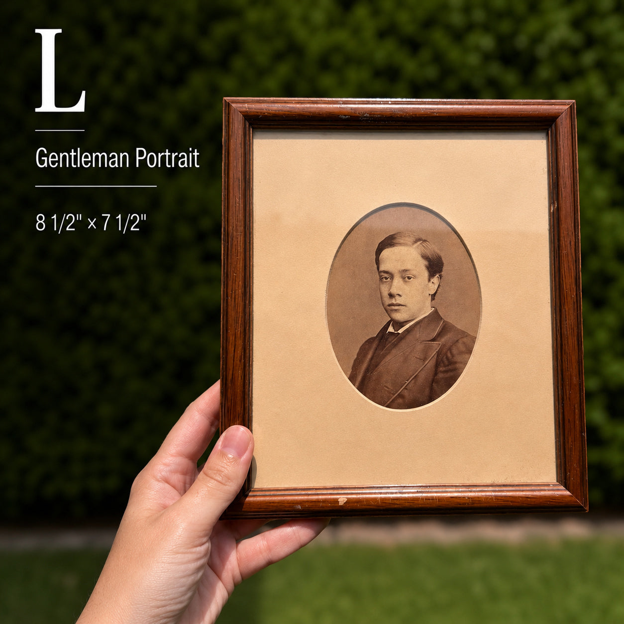 Antique Gentleman Portrait Photograph in Wooden Frame | Victorian Cabinet Card