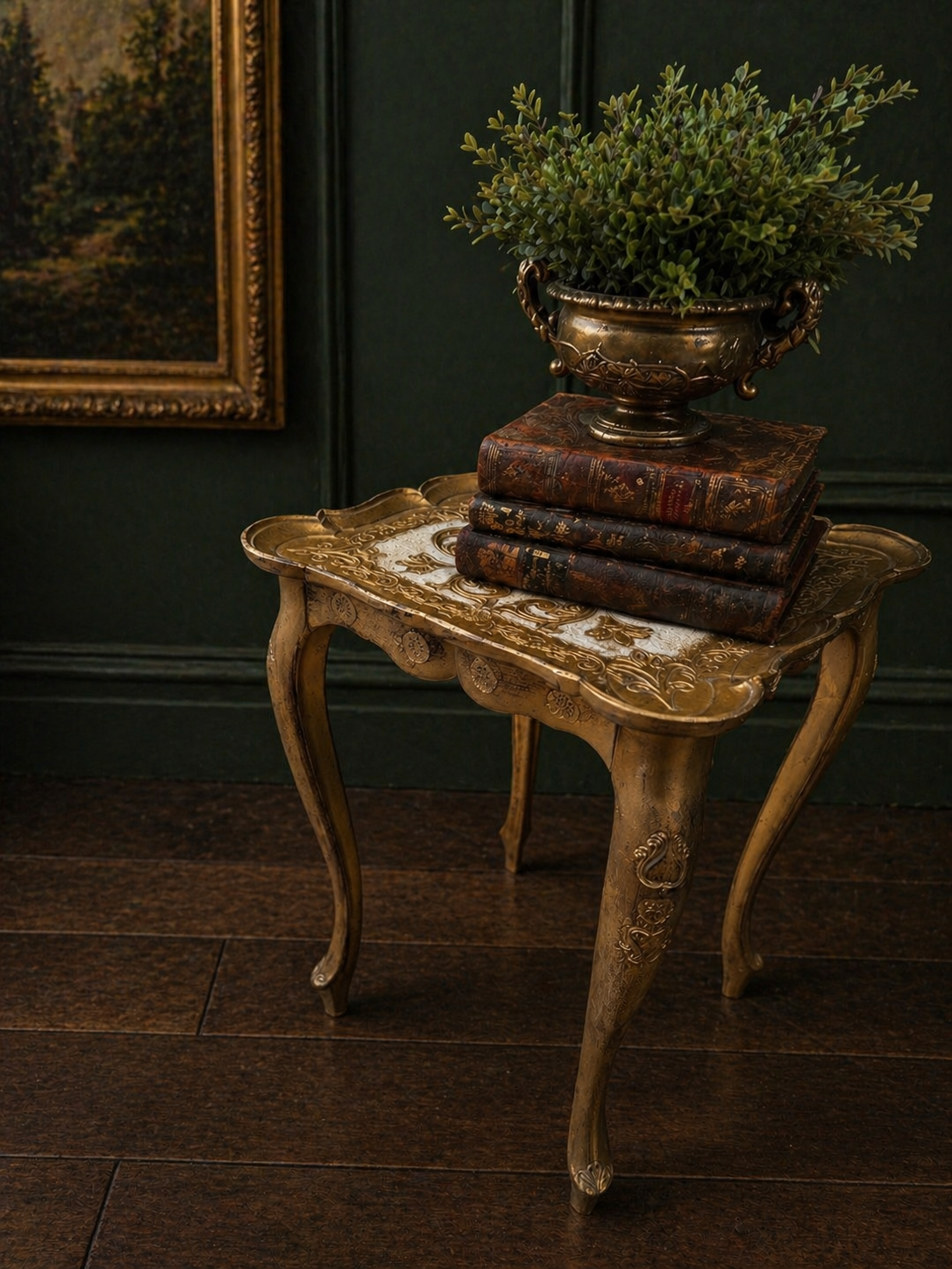 Italian Florentine Giltwood Side Table — Hollywood Regency Riser, Hand-Painted