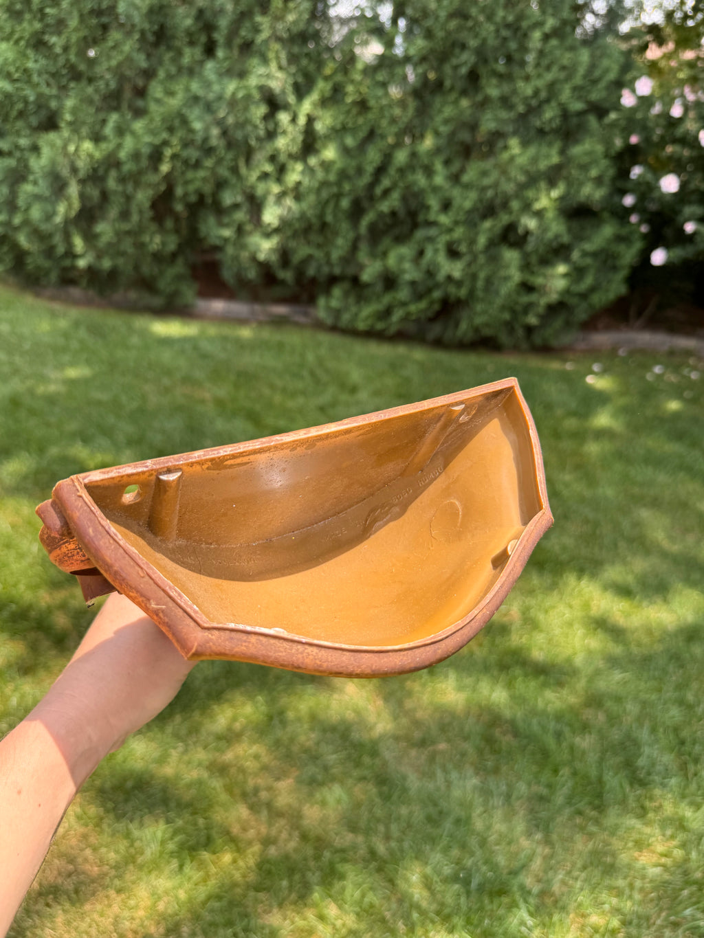 Vintage Pair of 1978 HOMCO Gold Wall Pocket Planters | Hollywood Regency Wall Pockets