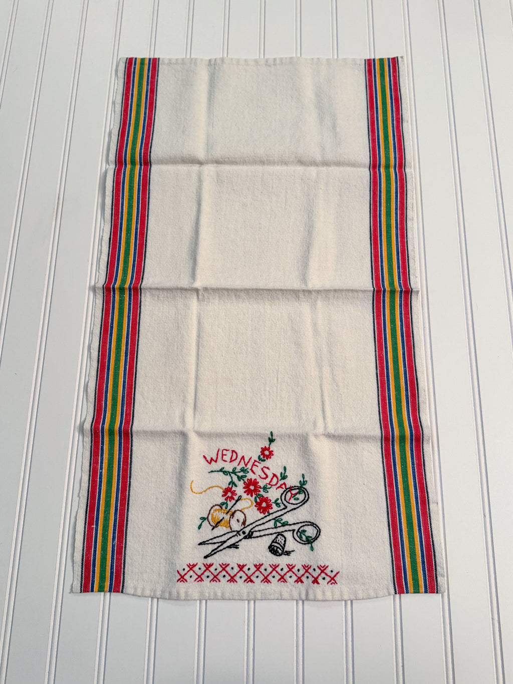 Vintage Days-of-the-Week Embroidered Kitchen Towels | Set of 5