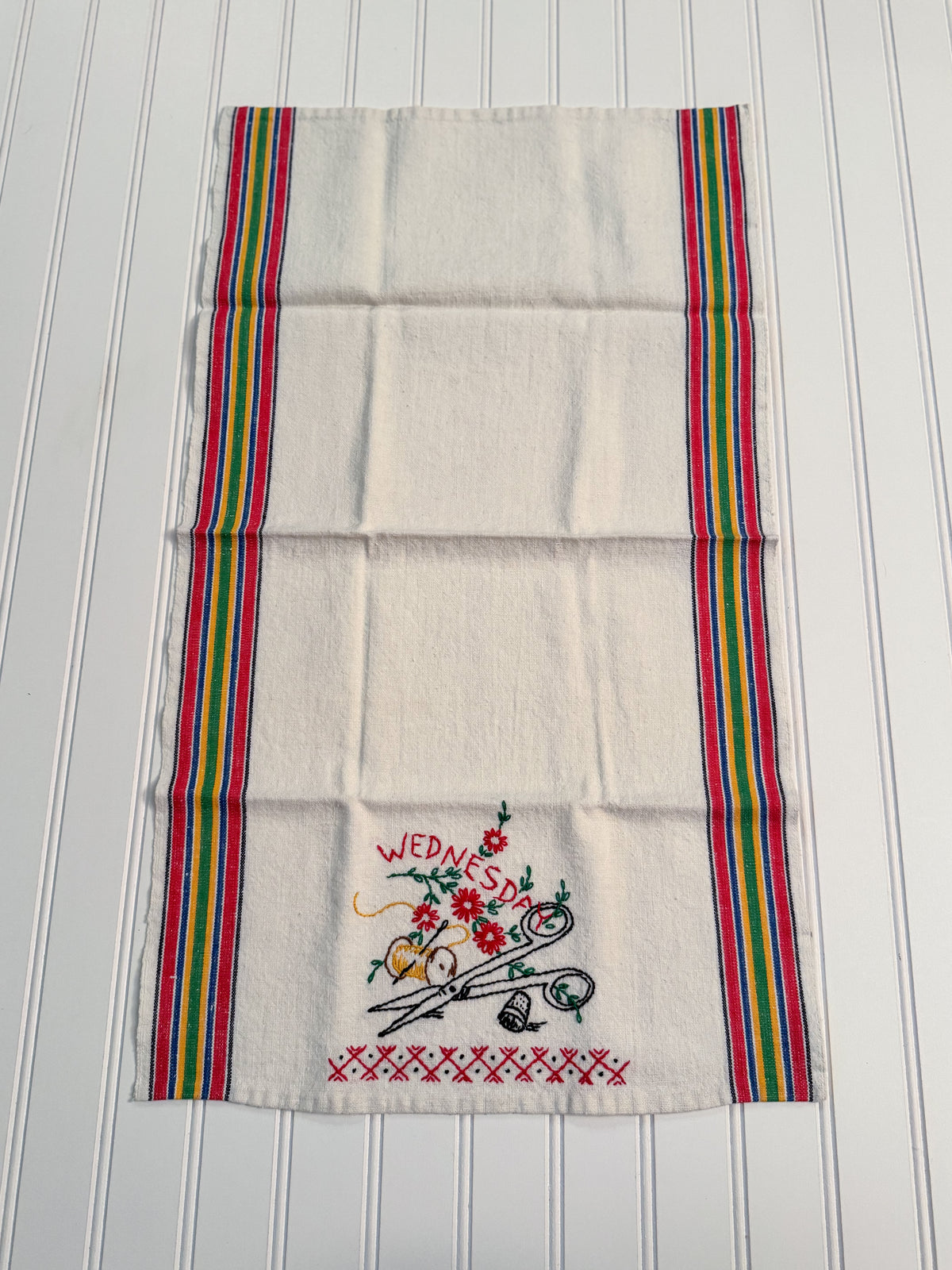 Vintage Days-of-the-Week Embroidered Kitchen Towels | Set of 5