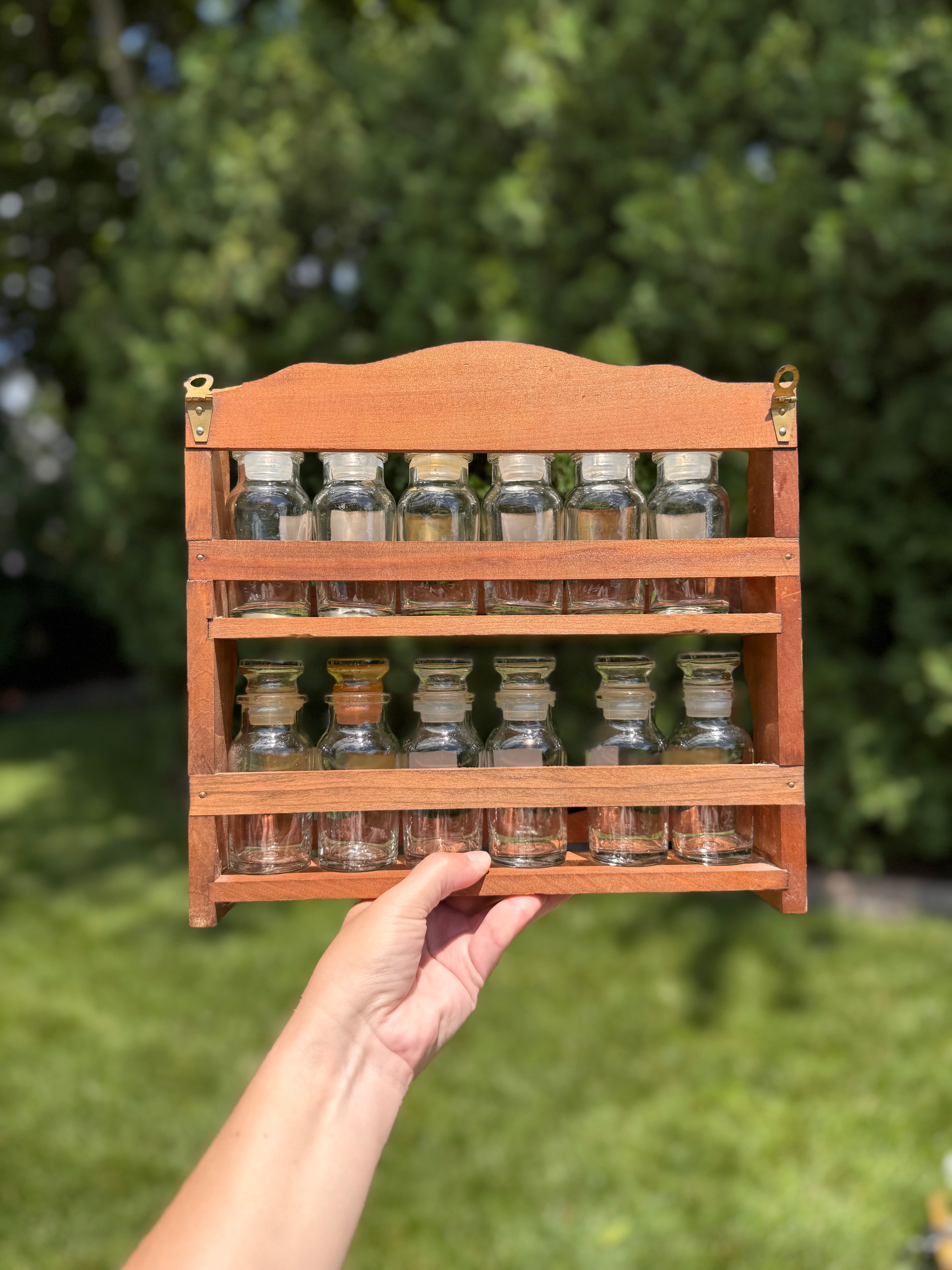 Mid-Century Woodpecker Woodware 12-Piece Spice Rack Set | Made in Japan