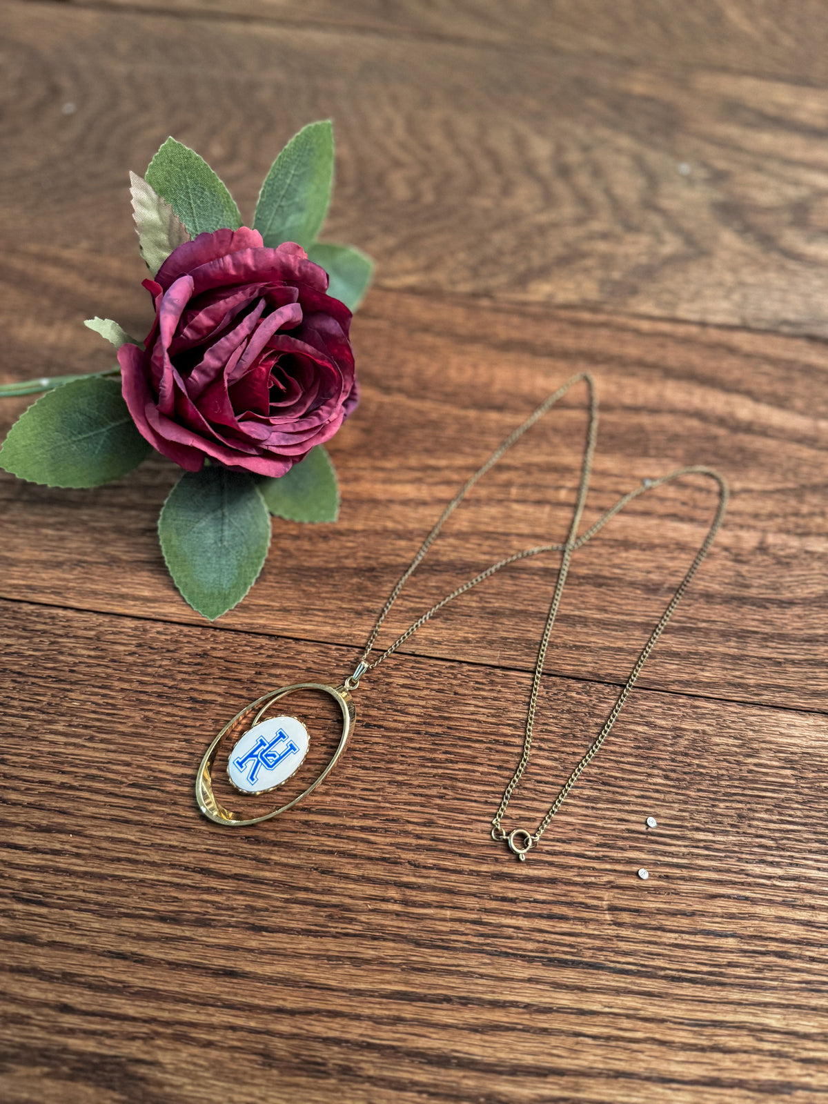 Vintage UK Kentucky Wildcats Gold-Tone Pendant Necklace | Handmade 1970s–1980s