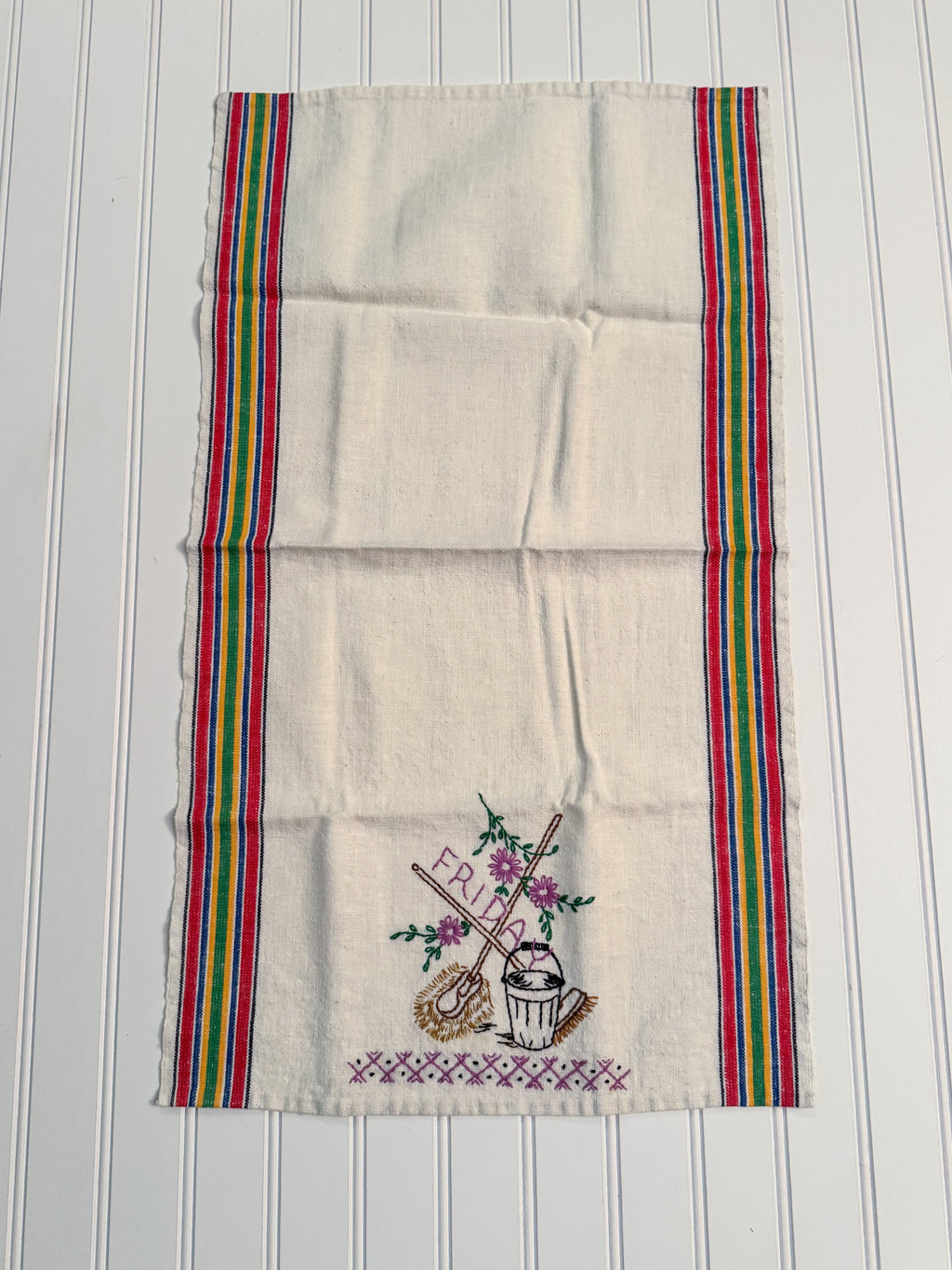 Vintage Days-of-the-Week Embroidered Kitchen Towels | Set of 5