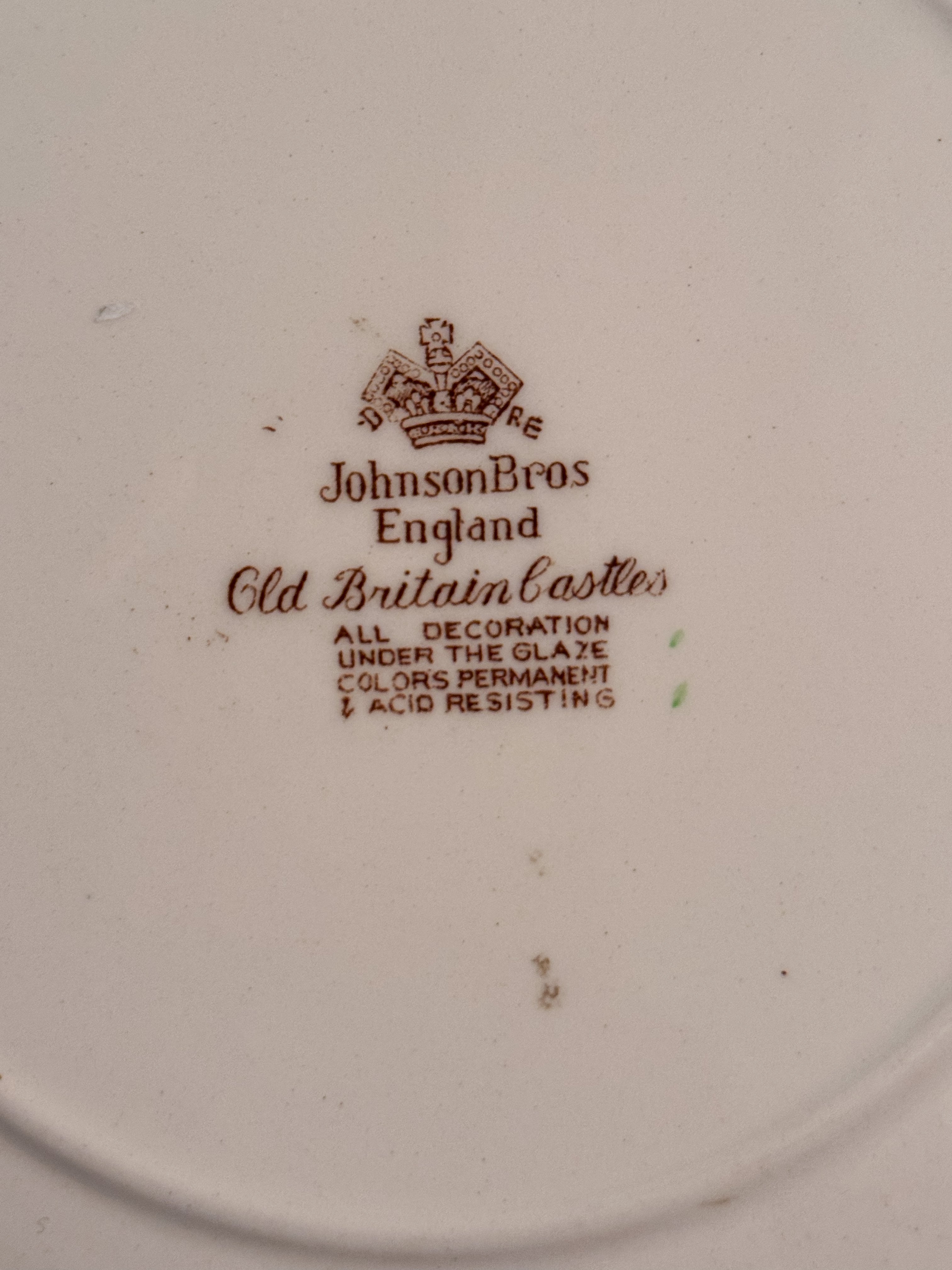 Johnson Brothers “Old Britain Castles” Plate | Belvoir Castle in 1792 | England