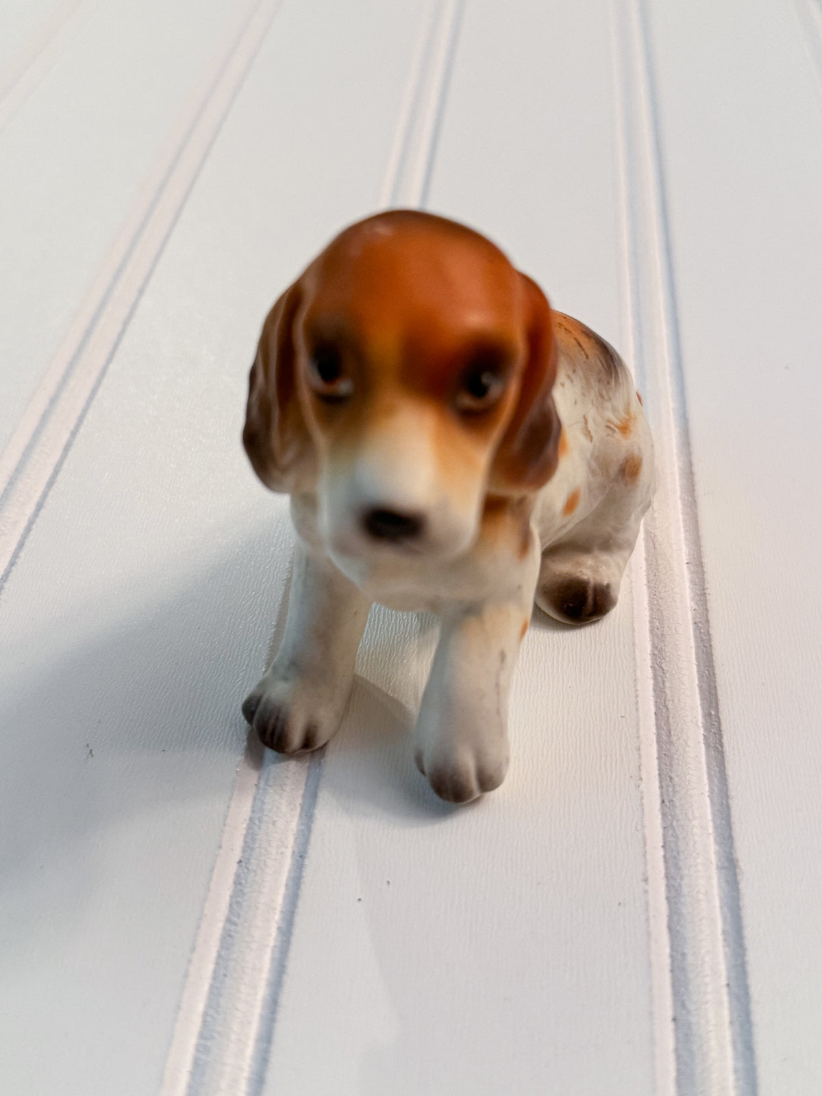 Vintage Hand-Painted Ceramic Beagle Puppy Figurine | Small Dog Statue