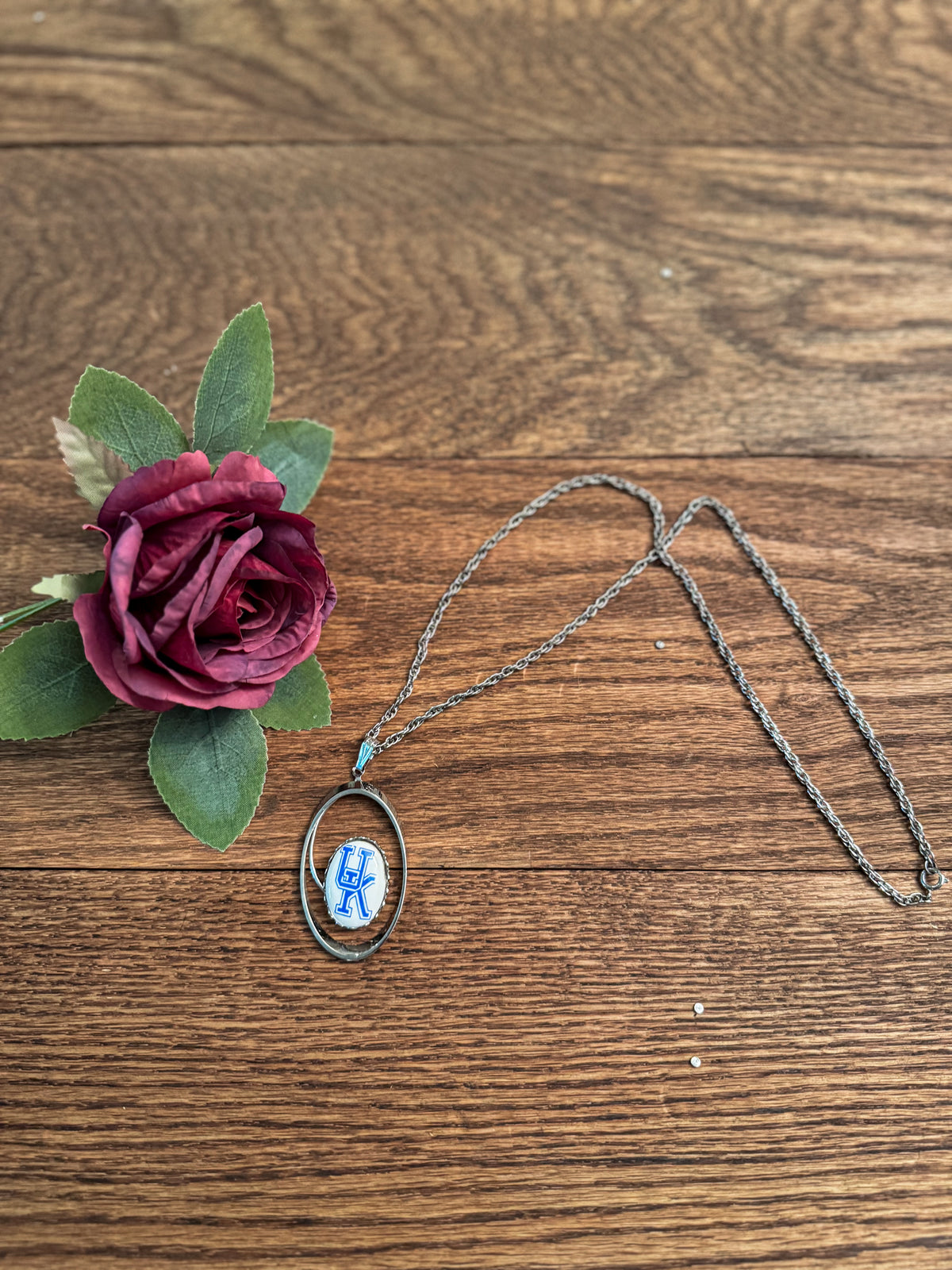 Vintage UK Kentucky Wildcats Silver-Tone Pendant Necklace | Handmade 1970s–1980s