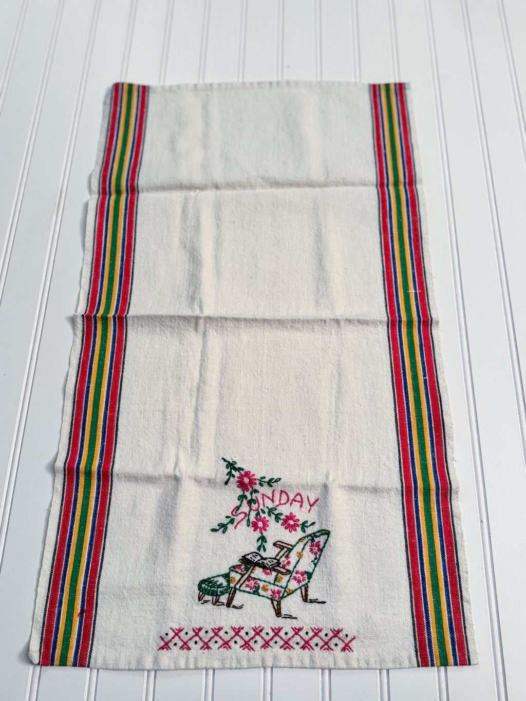 Vintage Days-of-the-Week Embroidered Kitchen Towels | Set of 5