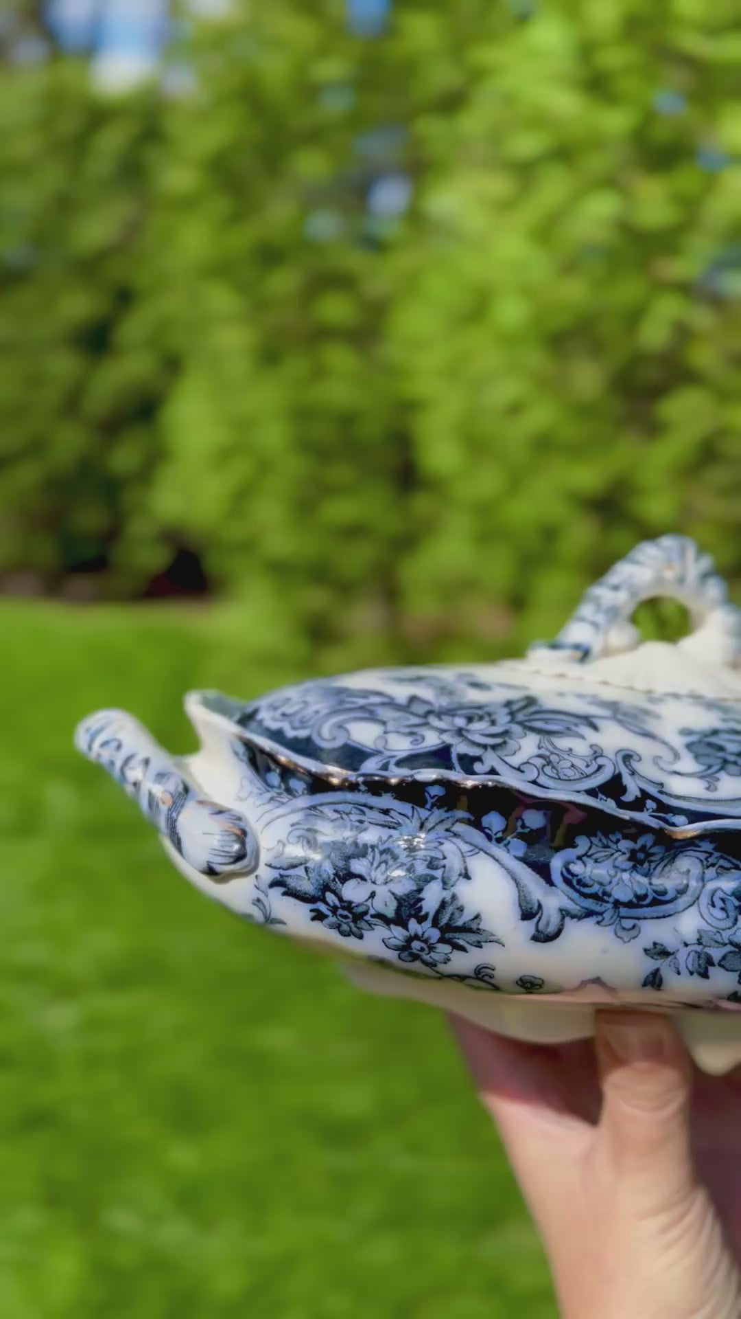 Early 20th C English Lordsware Chatsworth Covered Tureen